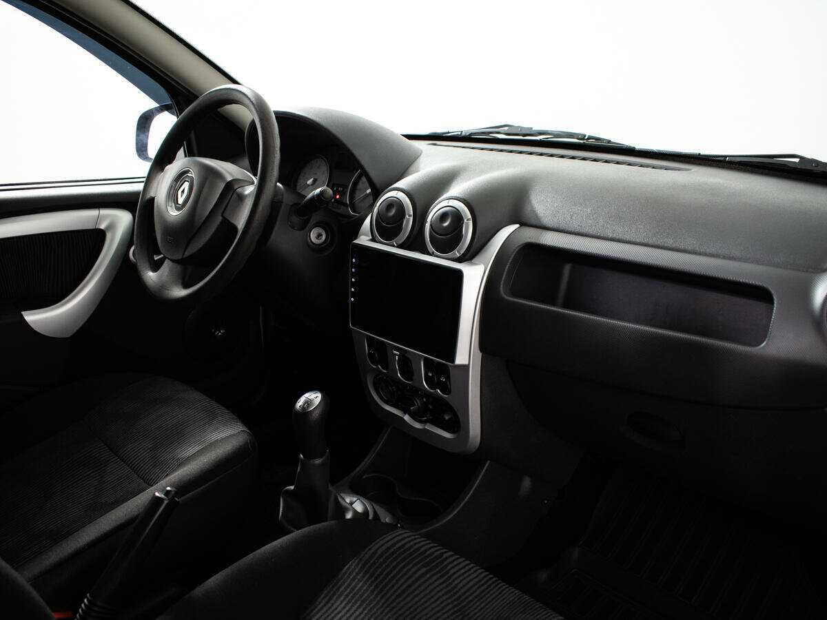 Renault Sandero 2013 года с пробегом. Фото: #6