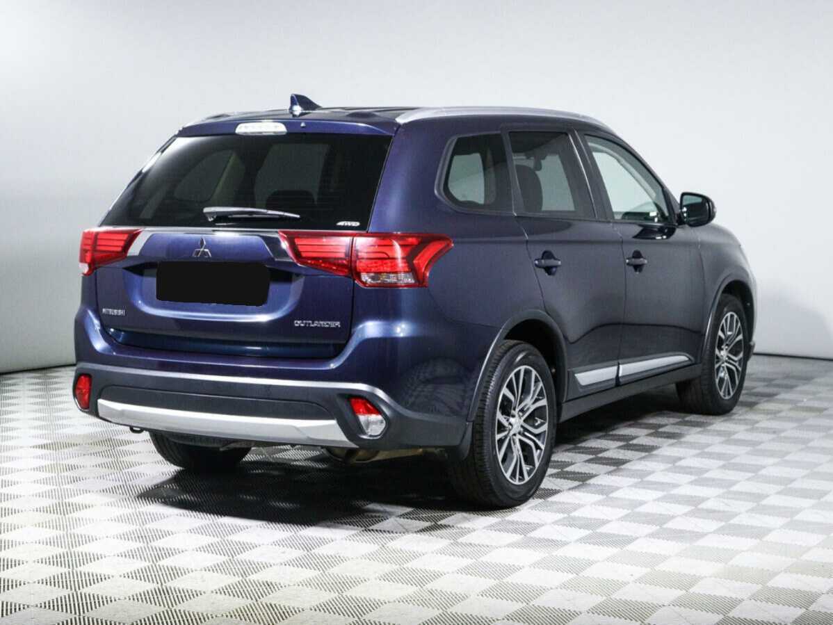 Mitsubishi Outlander 2018 года с пробегом. Фото: #3