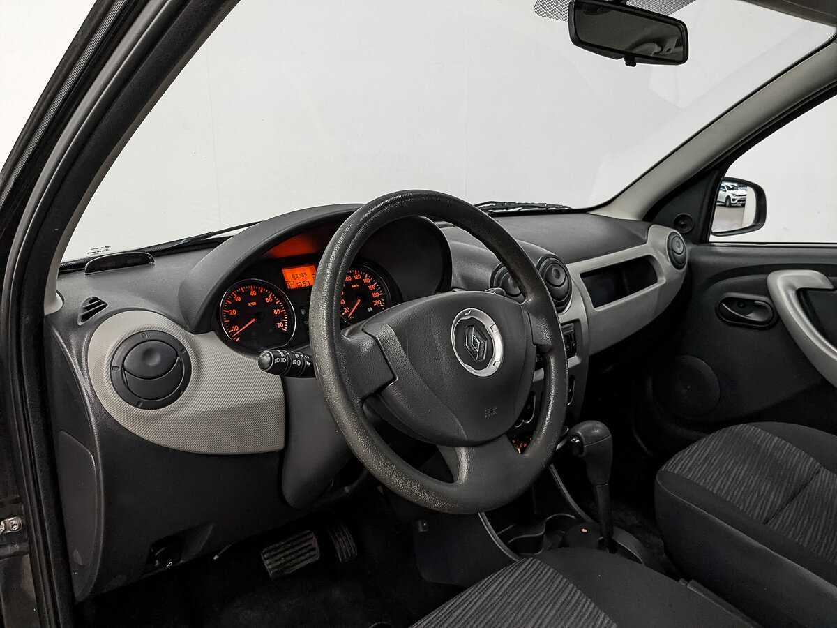 Renault Sandero 2012 года с пробегом. Фото: #14