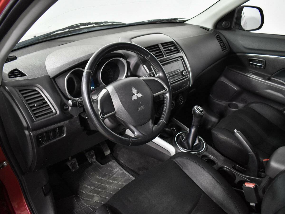Mitsubishi ASX 2013 года с пробегом. Фото: #8