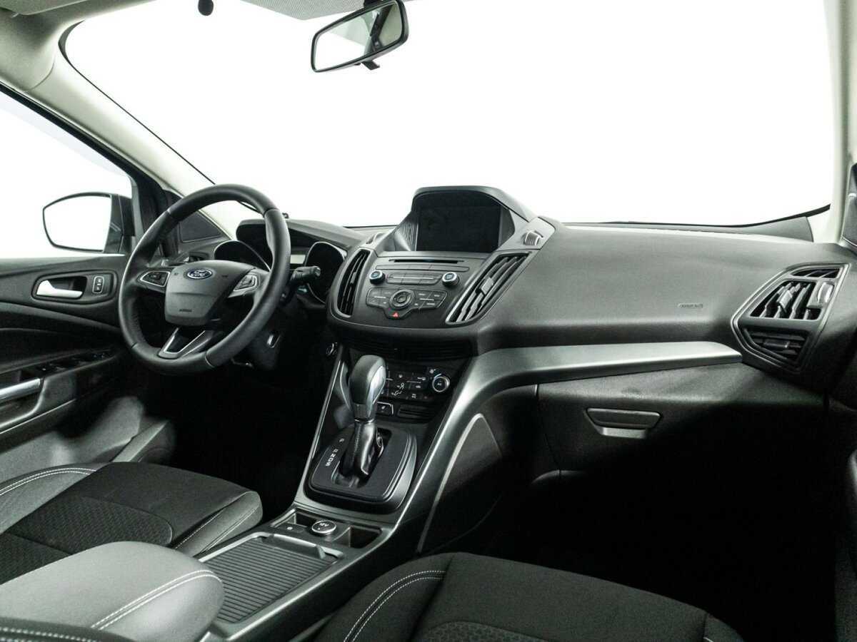 Ford Kuga 2018 года с пробегом. Фото: #8