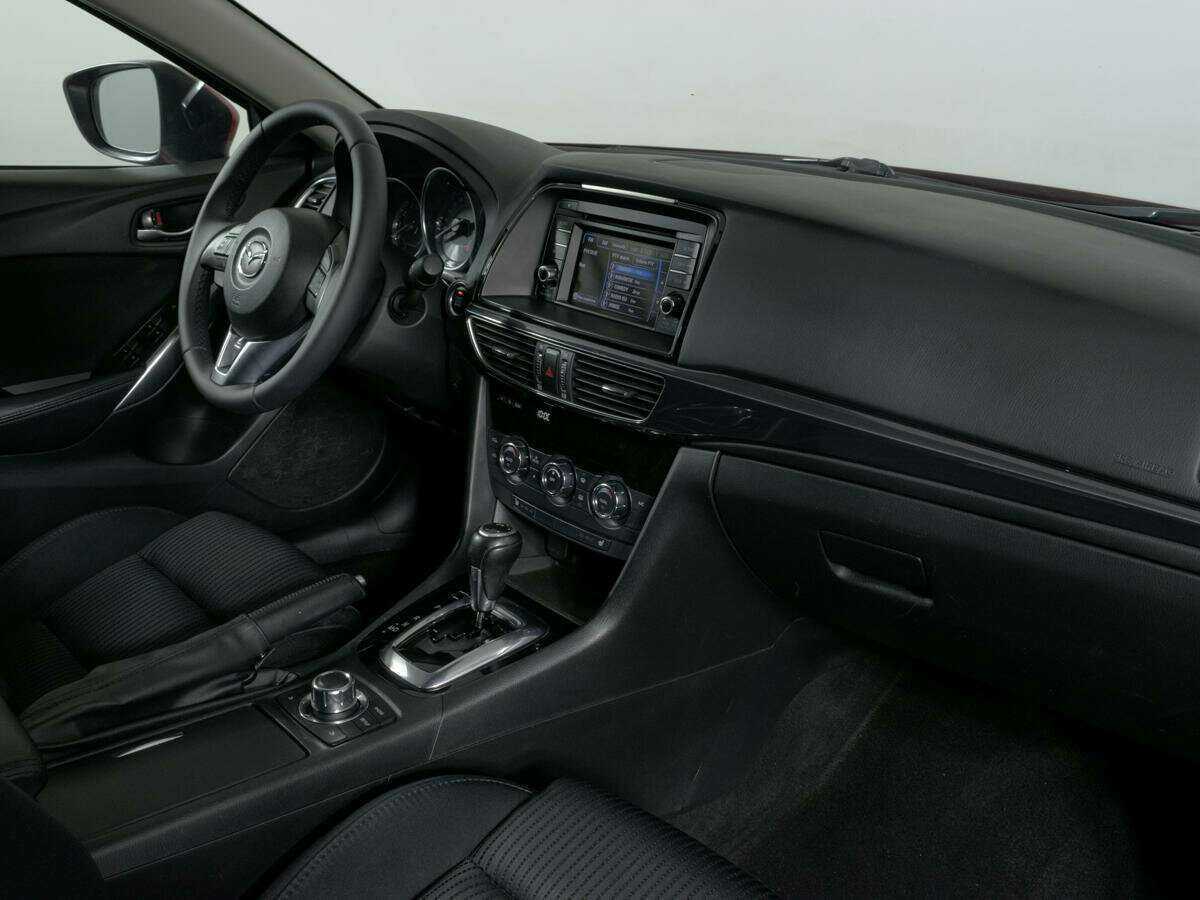 Mazda 6 2014 года с пробегом. Фото: #9