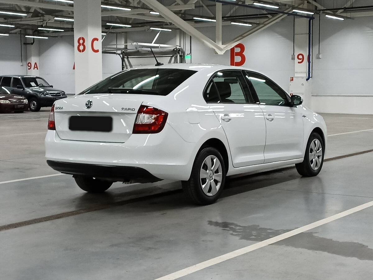 Skoda Rapid 2019 года с пробегом. Фото: #4