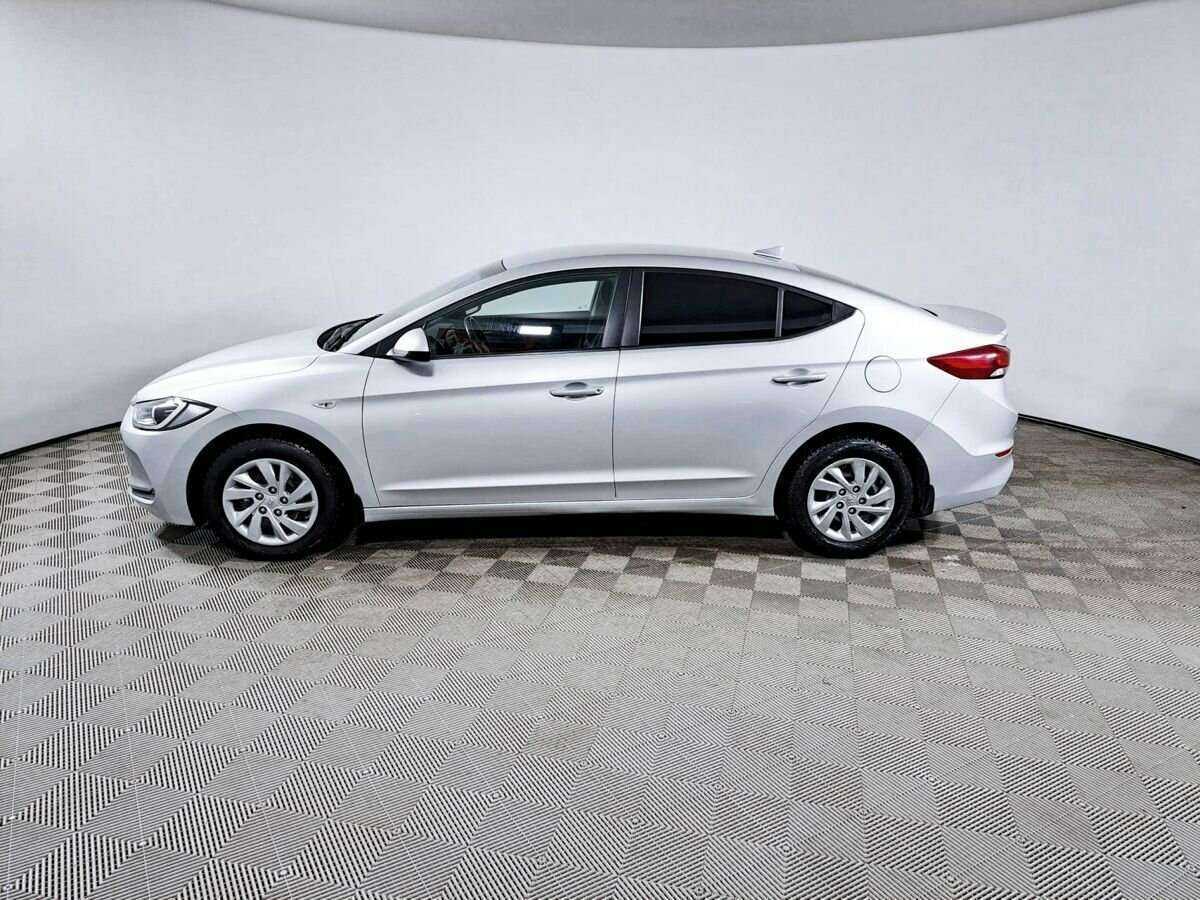 Hyundai Elantra 2017 года с пробегом. Фото: #7