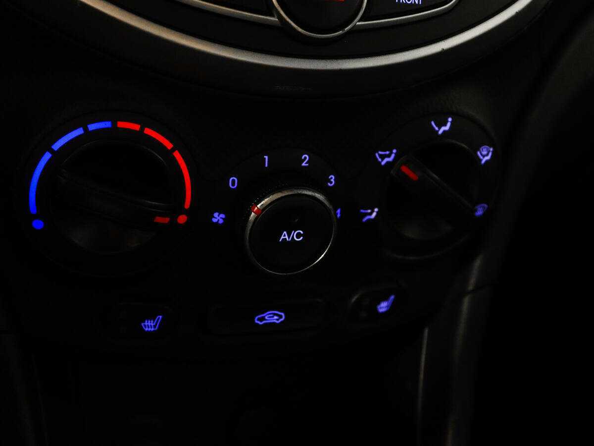 Hyundai Solaris 2013 года с пробегом. Фото: #15