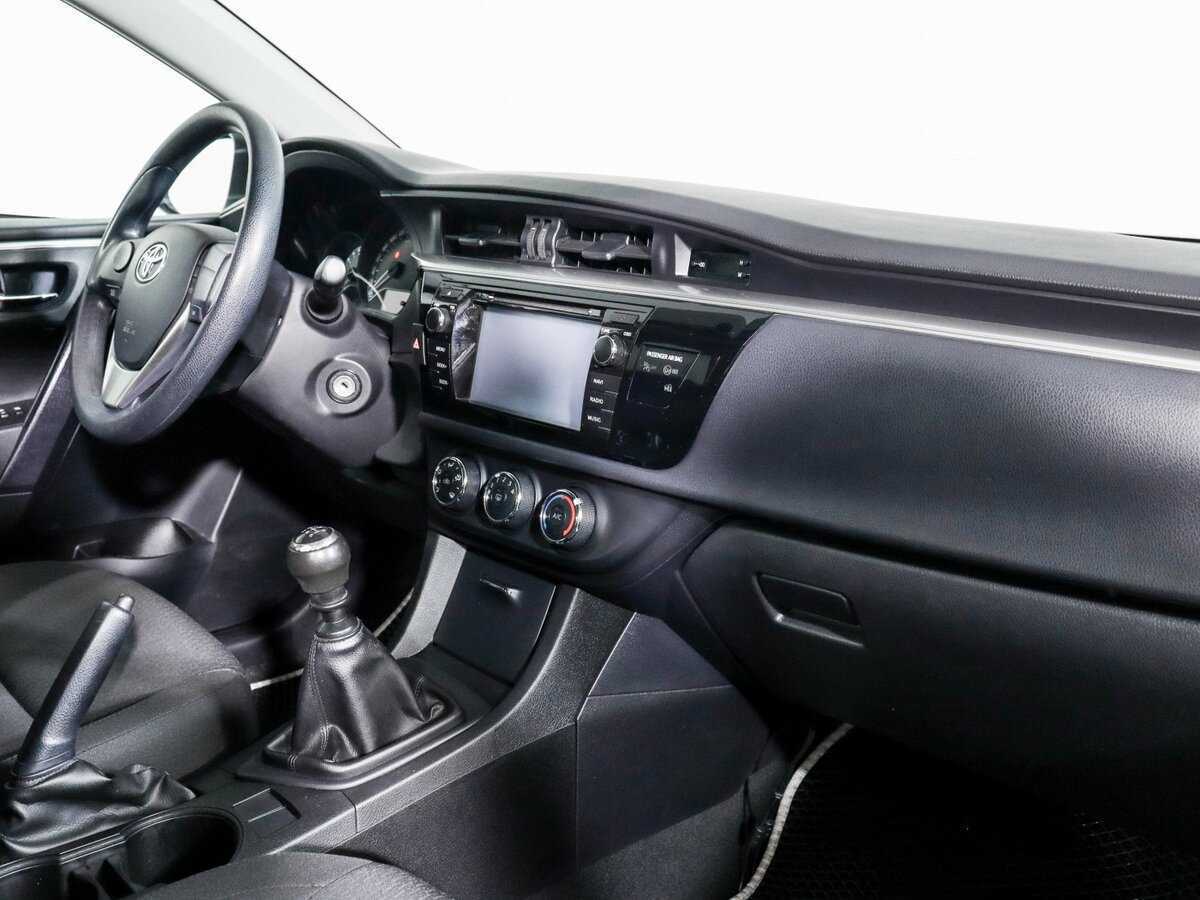 Toyota Corolla 2014 года с пробегом. Фото: #8