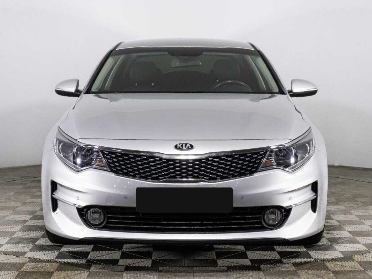Kia K5 2017 года с пробегом. Фото: #1
