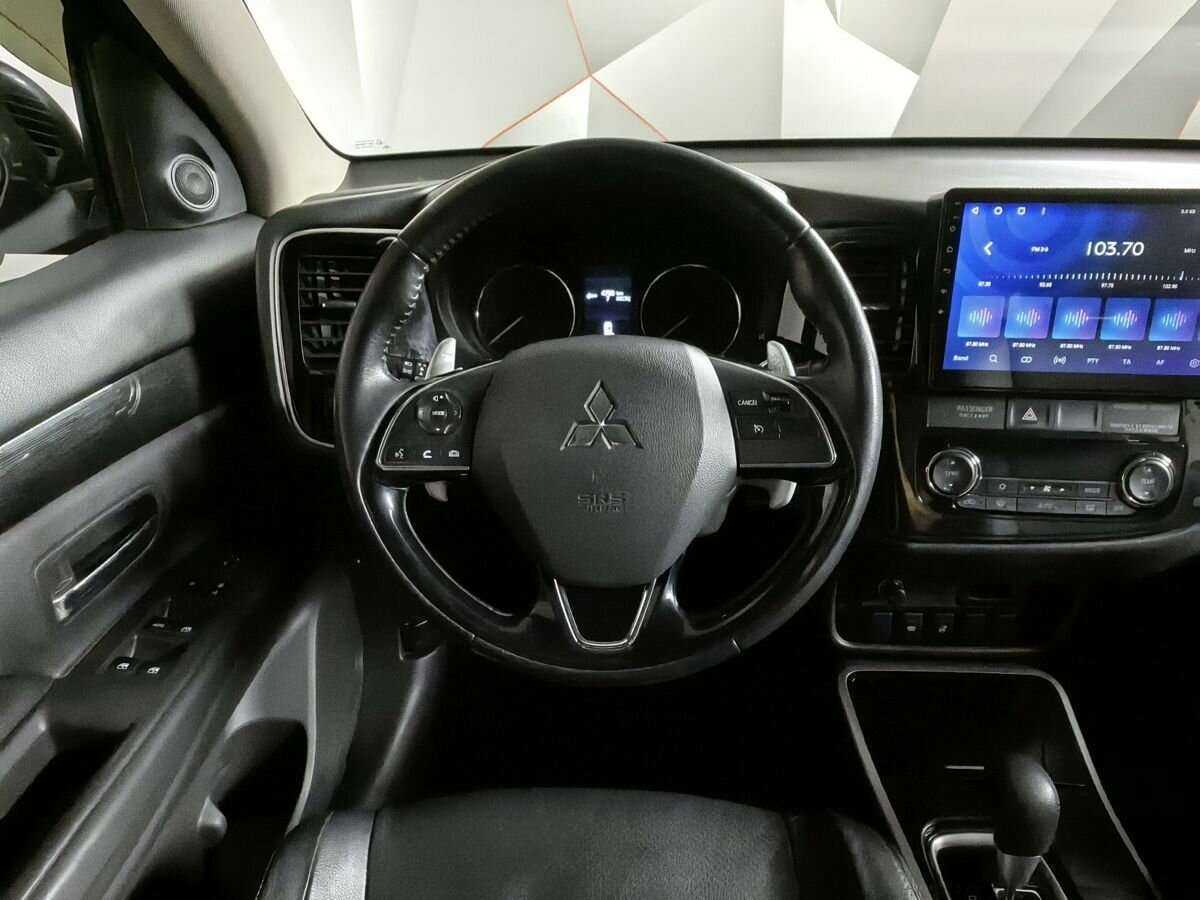 Mitsubishi Outlander 2017 года с пробегом. Фото: #14