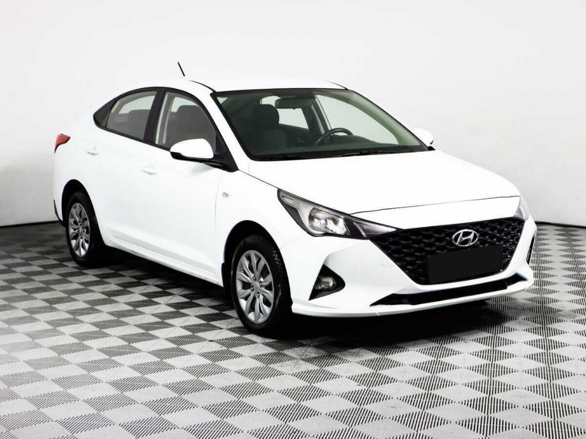 Hyundai Solaris 2020 года с пробегом. Фото: #2