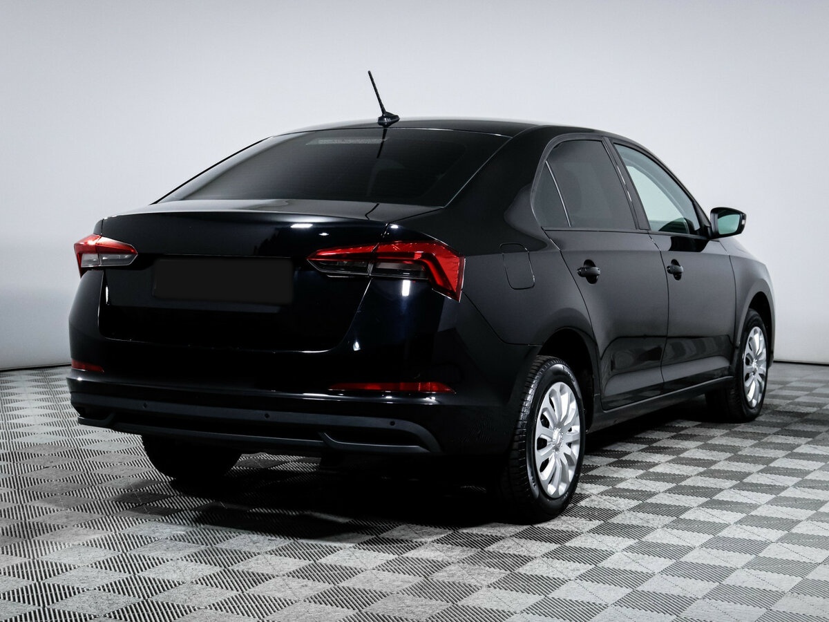 Skoda Rapid 2021 года с пробегом. Фото: #3