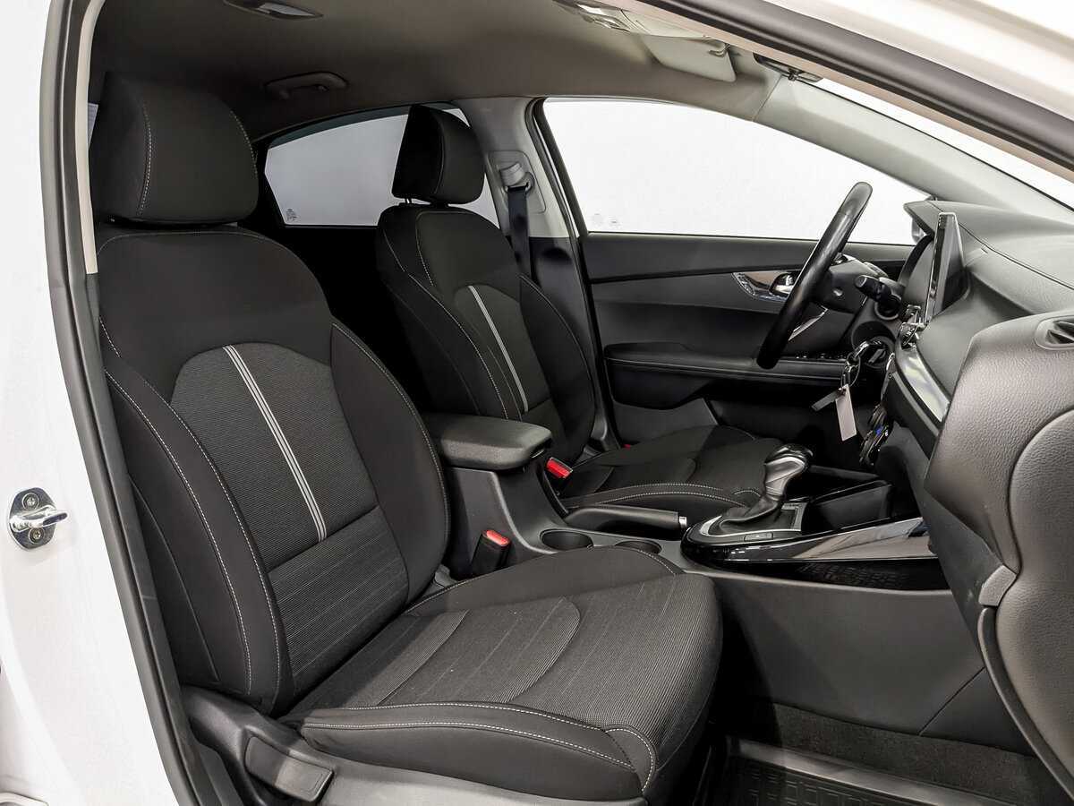 Kia Cerato 2019 года с пробегом. Фото: #19