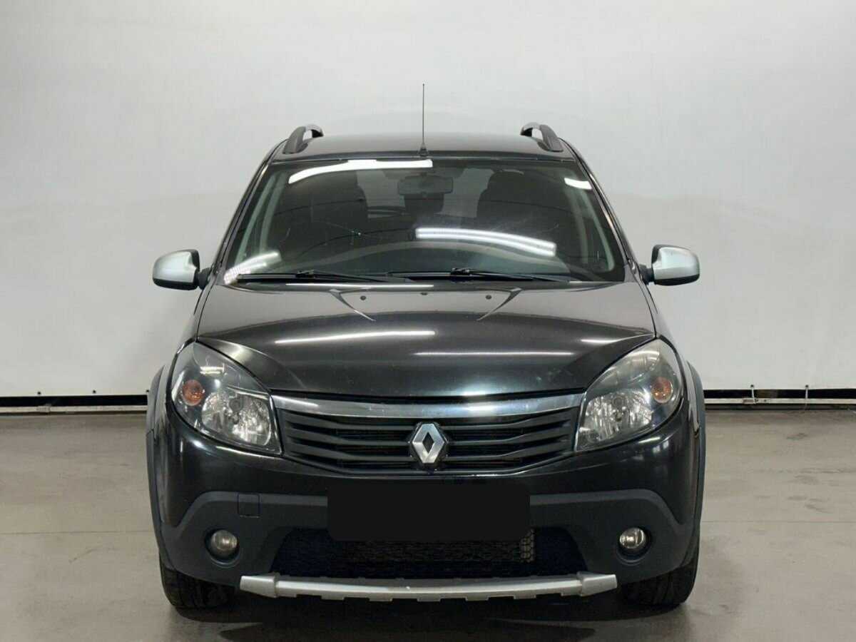 Renault Sandero 2012 года с пробегом. Фото: #1