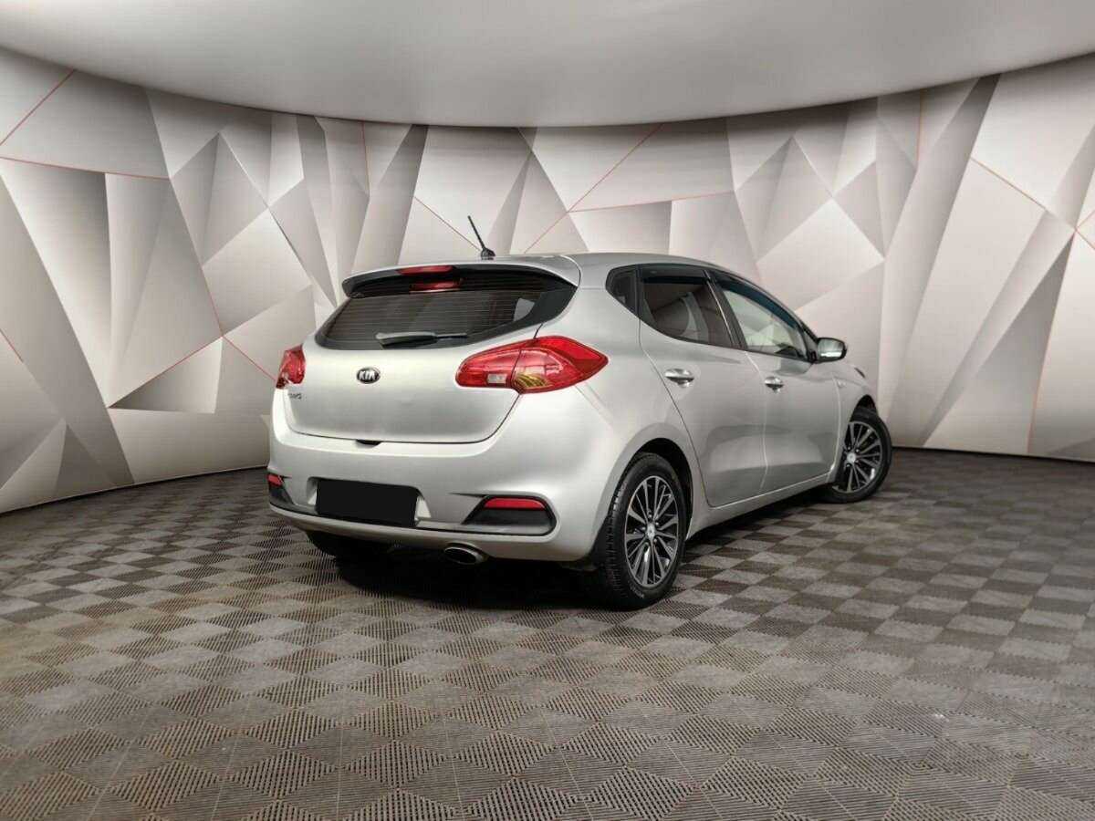 Kia Ceed 2013 года с пробегом. Фото: #1