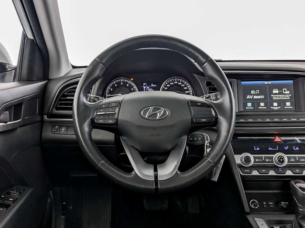 Hyundai Elantra 2020 года с пробегом. Фото: #16