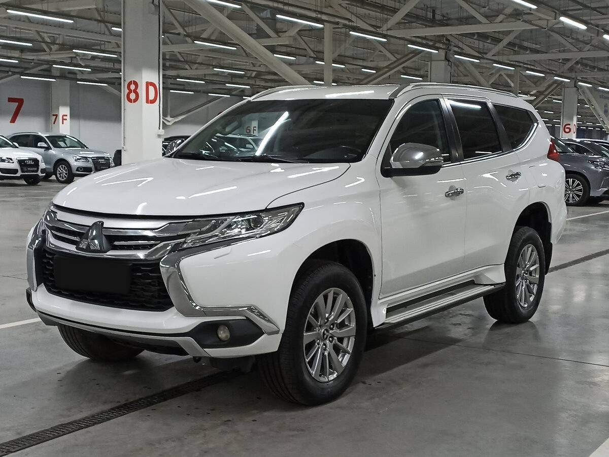 Mitsubishi Pajero Sport 2018 года с пробегом. Фото: #0