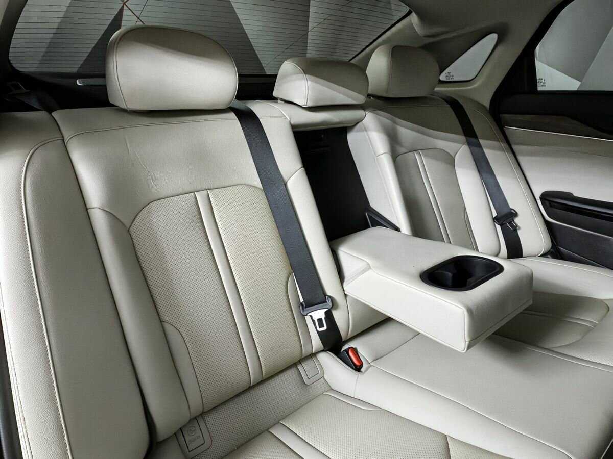 Kia K5 2020 года с пробегом. Фото: #12