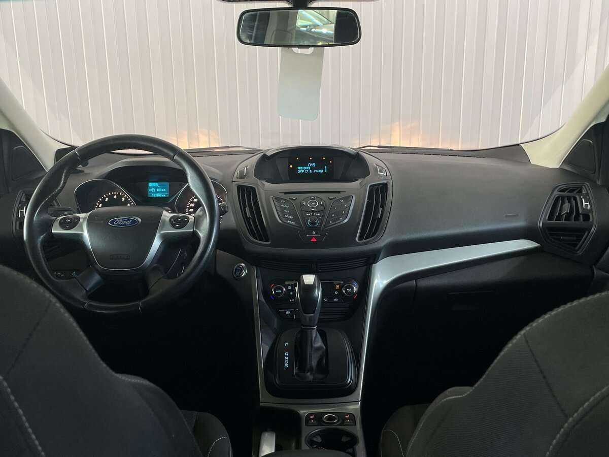Ford Kuga 2015 года с пробегом. Фото: #8