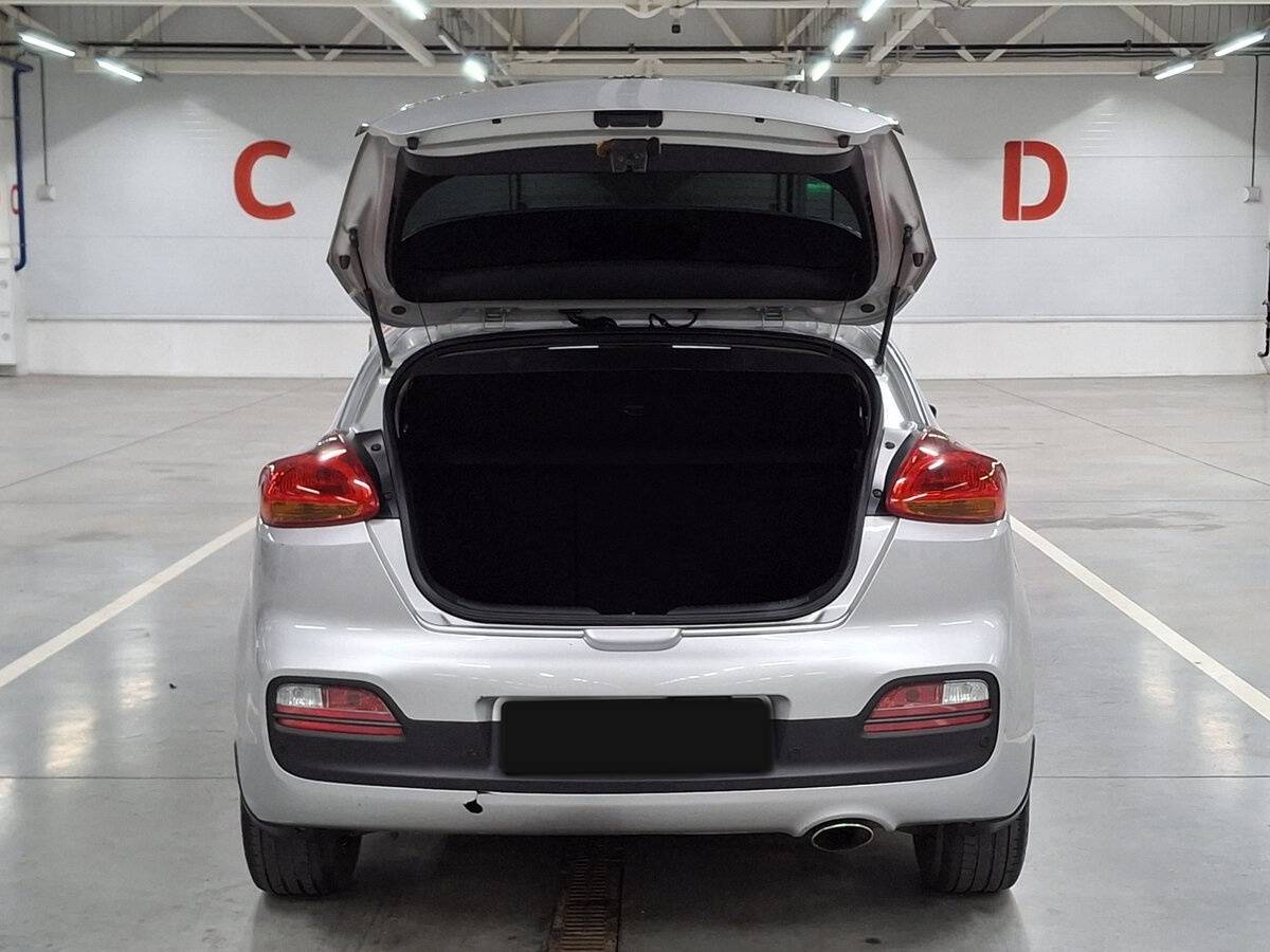 Kia Ceed 2013 года с пробегом. Фото: #9