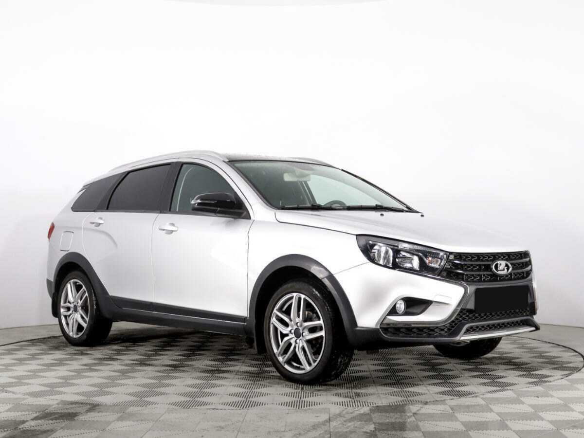 Lada (ВАЗ) Vesta 2022 года с пробегом. Фото: #2