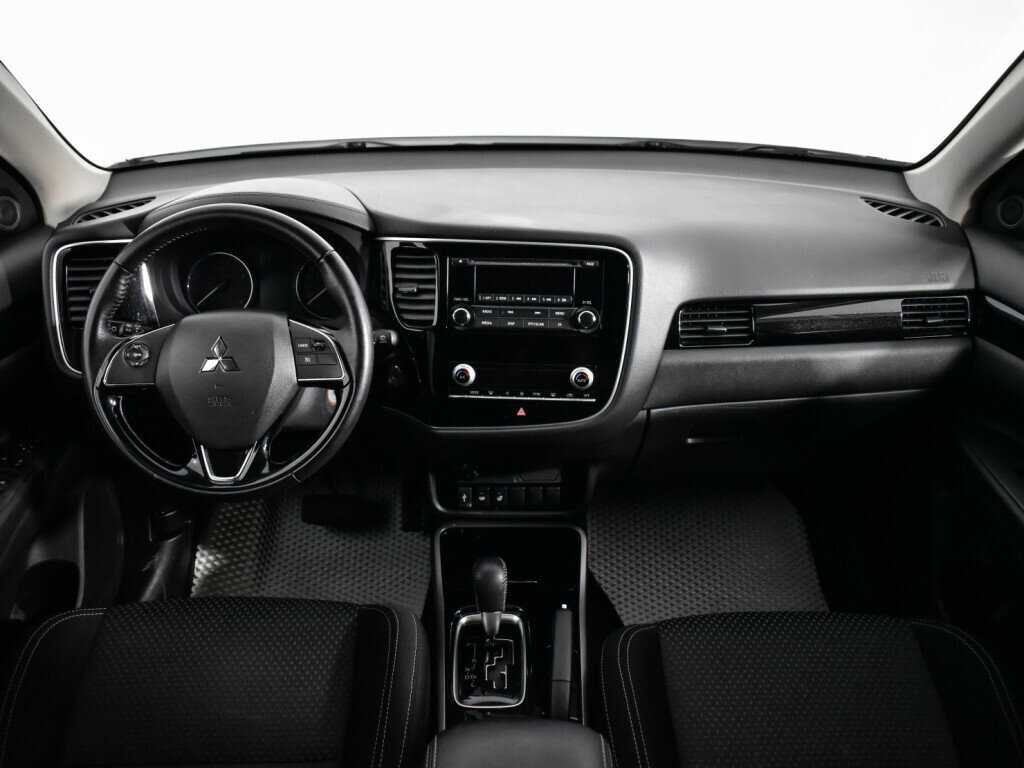 Mitsubishi Outlander 2020 года с пробегом. Фото: #11