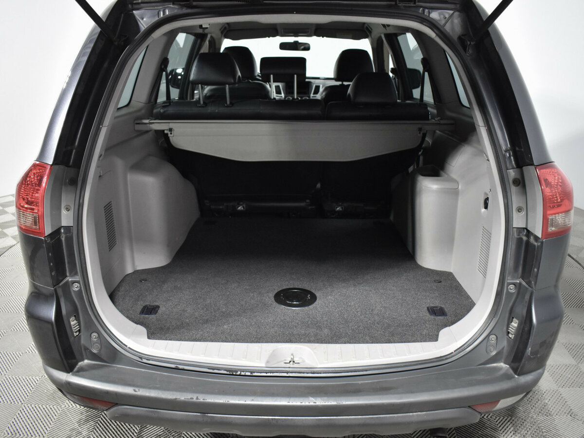 Mitsubishi Pajero Sport 2012 года с пробегом. Фото: #18