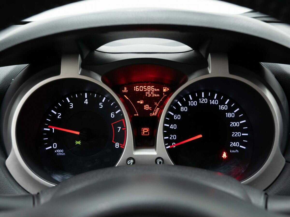 Nissan Juke 2014 года с пробегом. Фото: #16