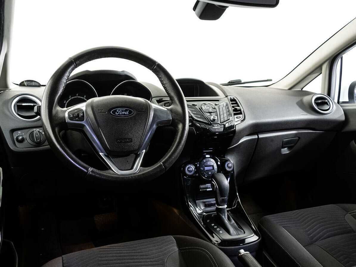 Ford Fiesta 2017 года с пробегом. Фото: #8