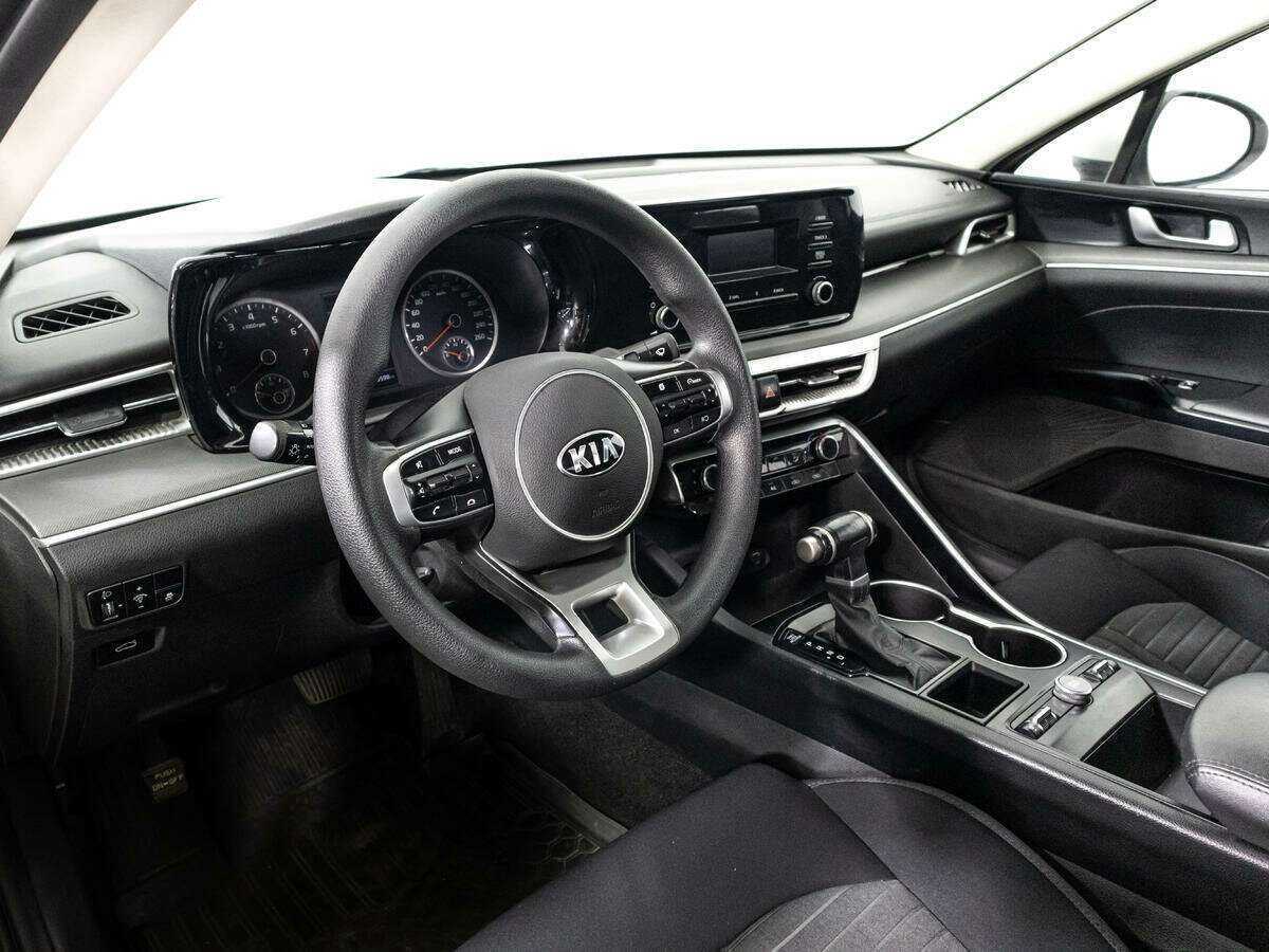 Kia K5 2020 года с пробегом. Фото: #12