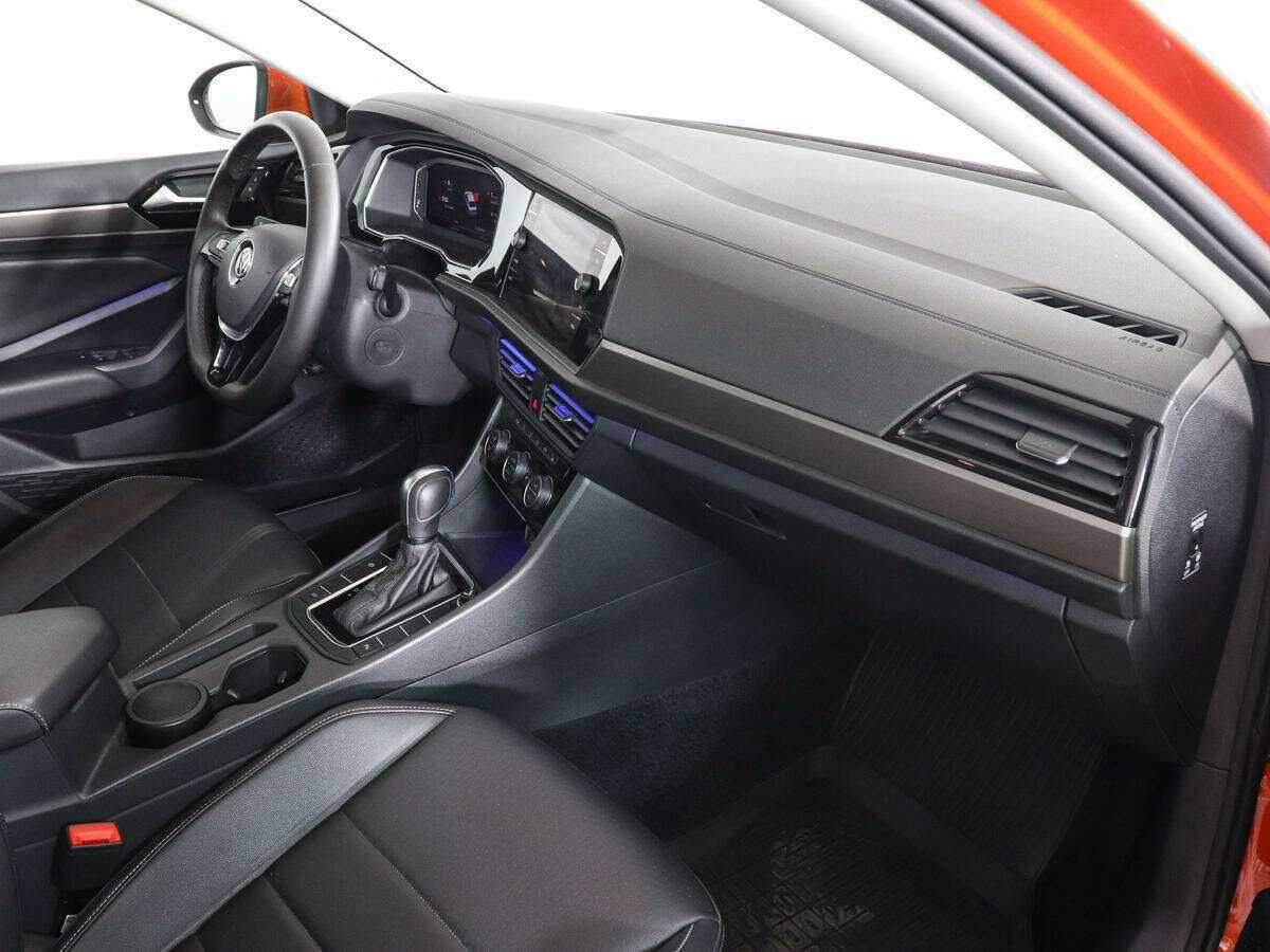 Volkswagen Jetta 2019 года с пробегом. Фото: #9