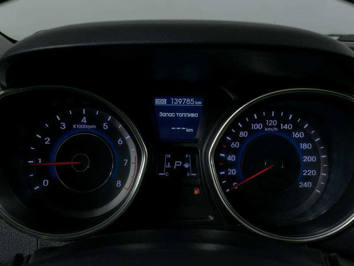 Hyundai Elantra 2012 года с пробегом. Фото: #11