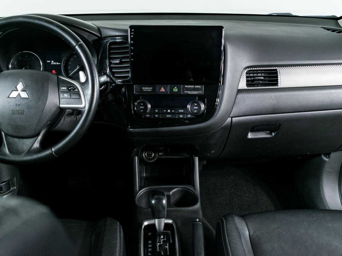 Mitsubishi Outlander 2013 года с пробегом. Фото: #9
