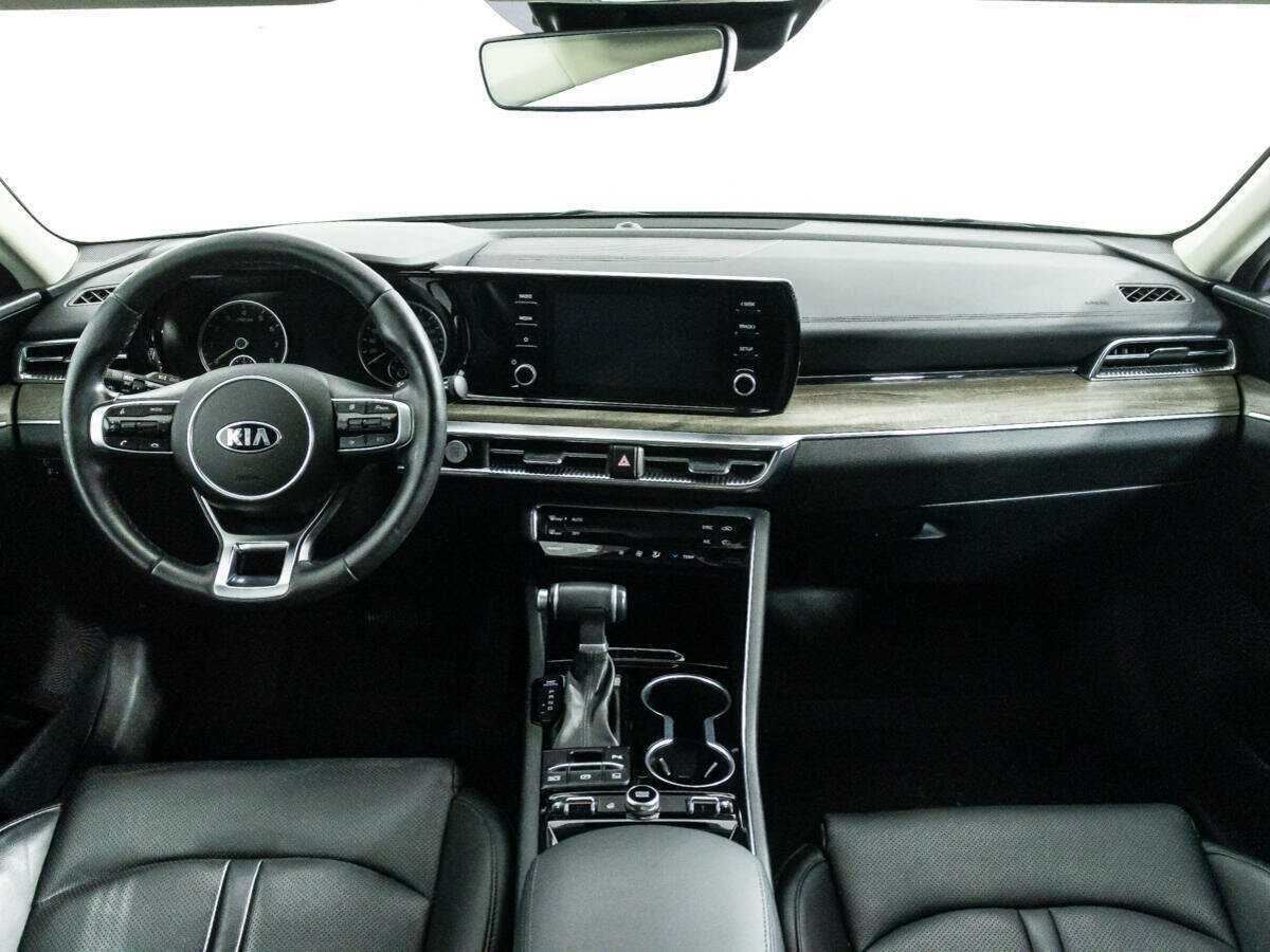 Kia K5 2021 года с пробегом. Фото: #10