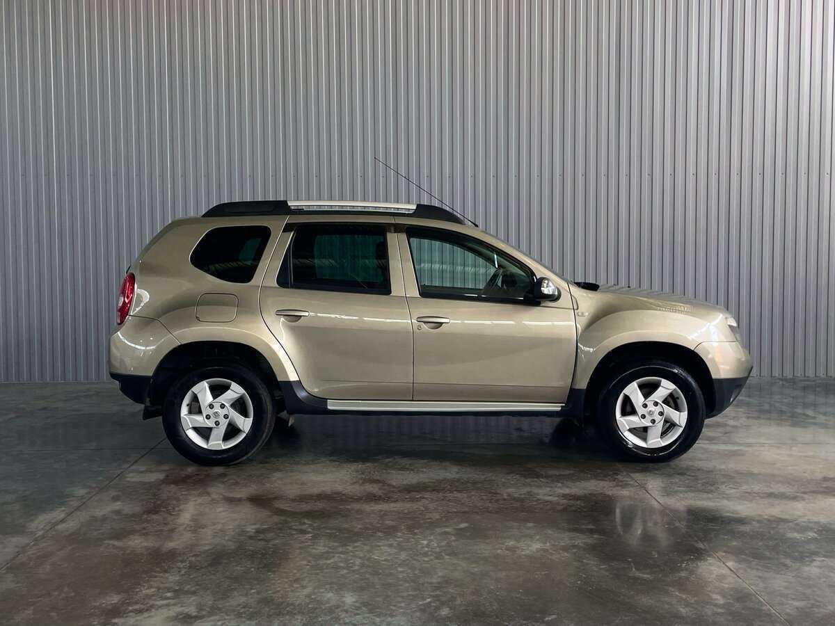 Renault Duster 2013 года с пробегом. Фото: #3