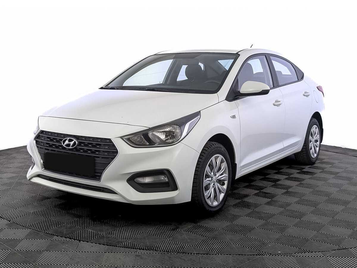 Hyundai Solaris 2017 года с пробегом. Посмотреть фото