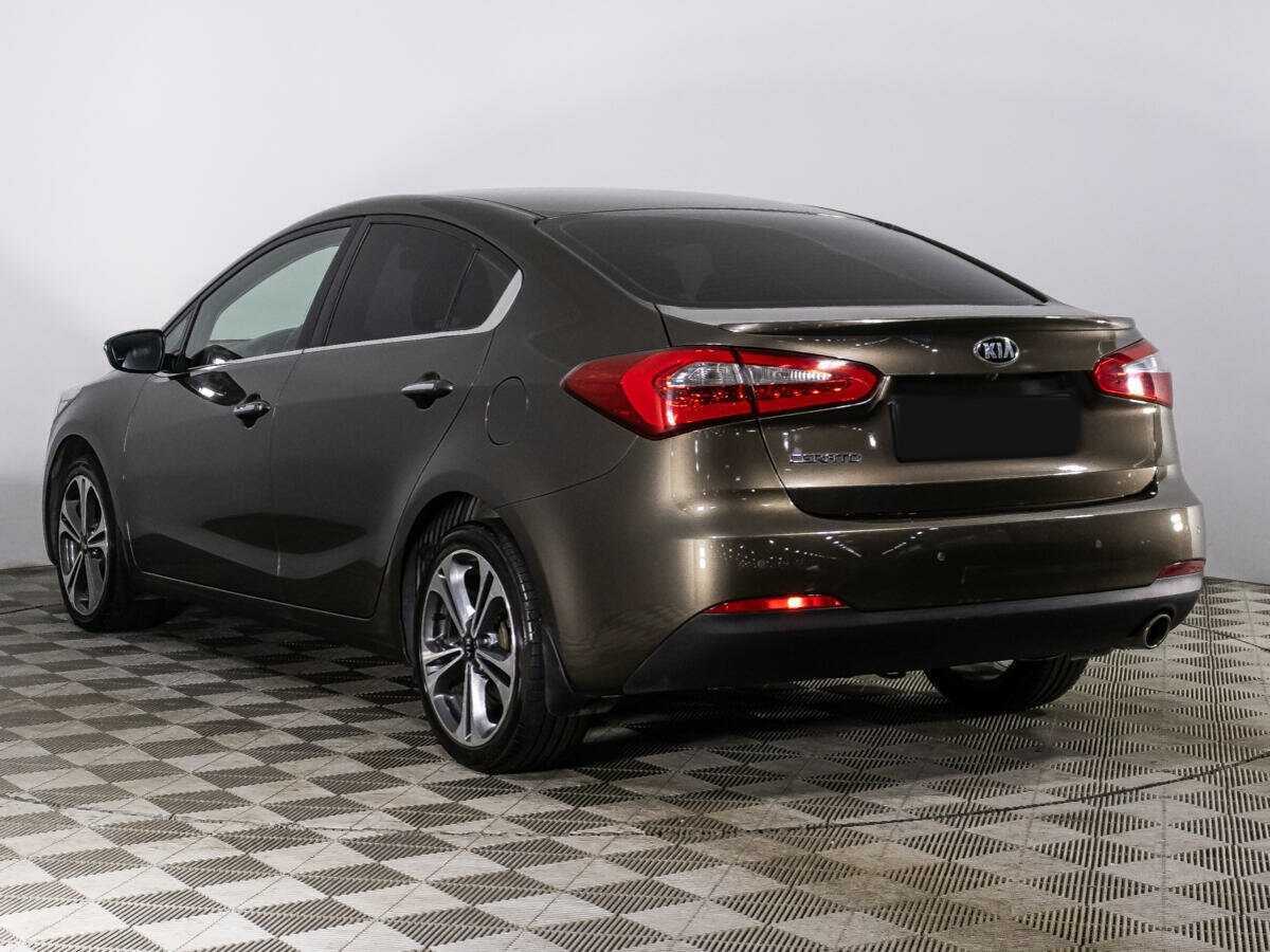 Kia Cerato 2015 года с пробегом. Фото: #6