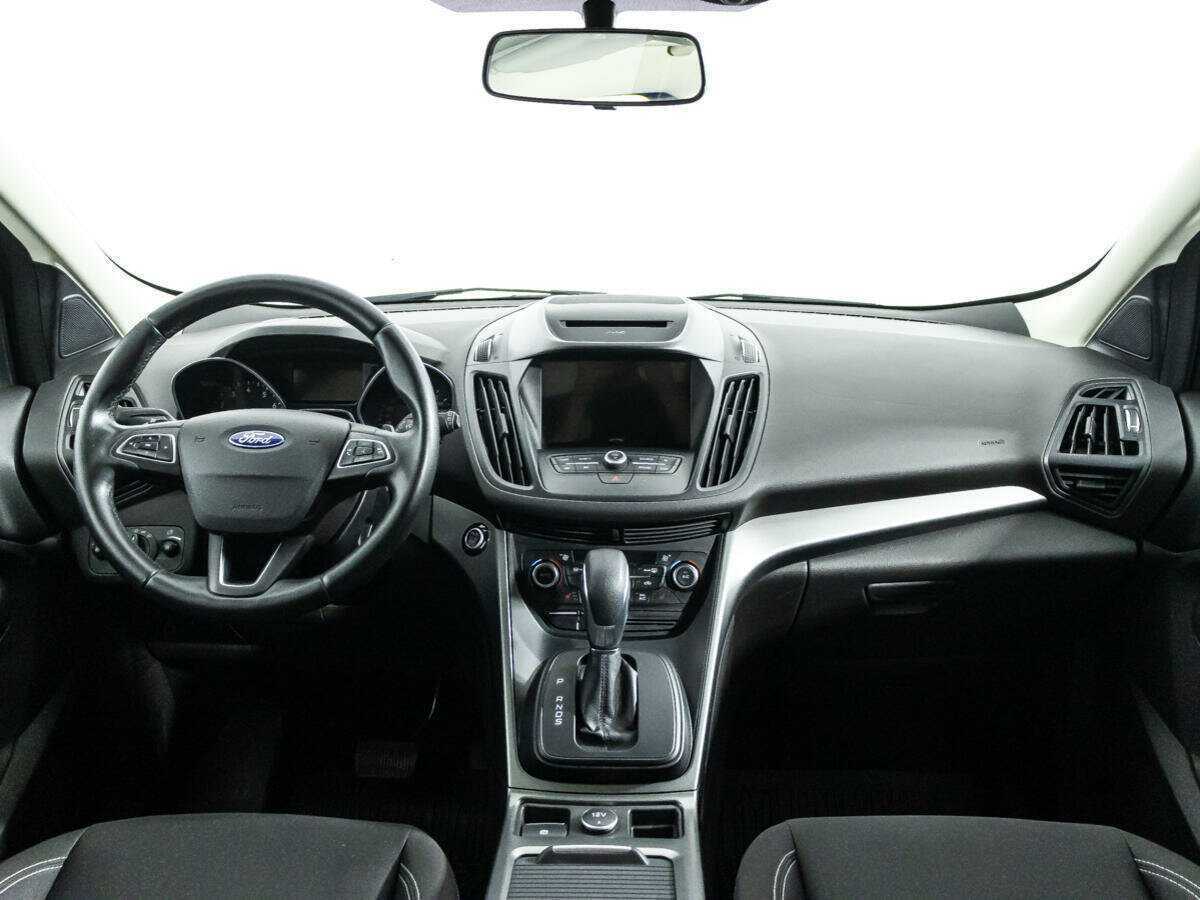 Ford Kuga 2017 года с пробегом. Фото: #12