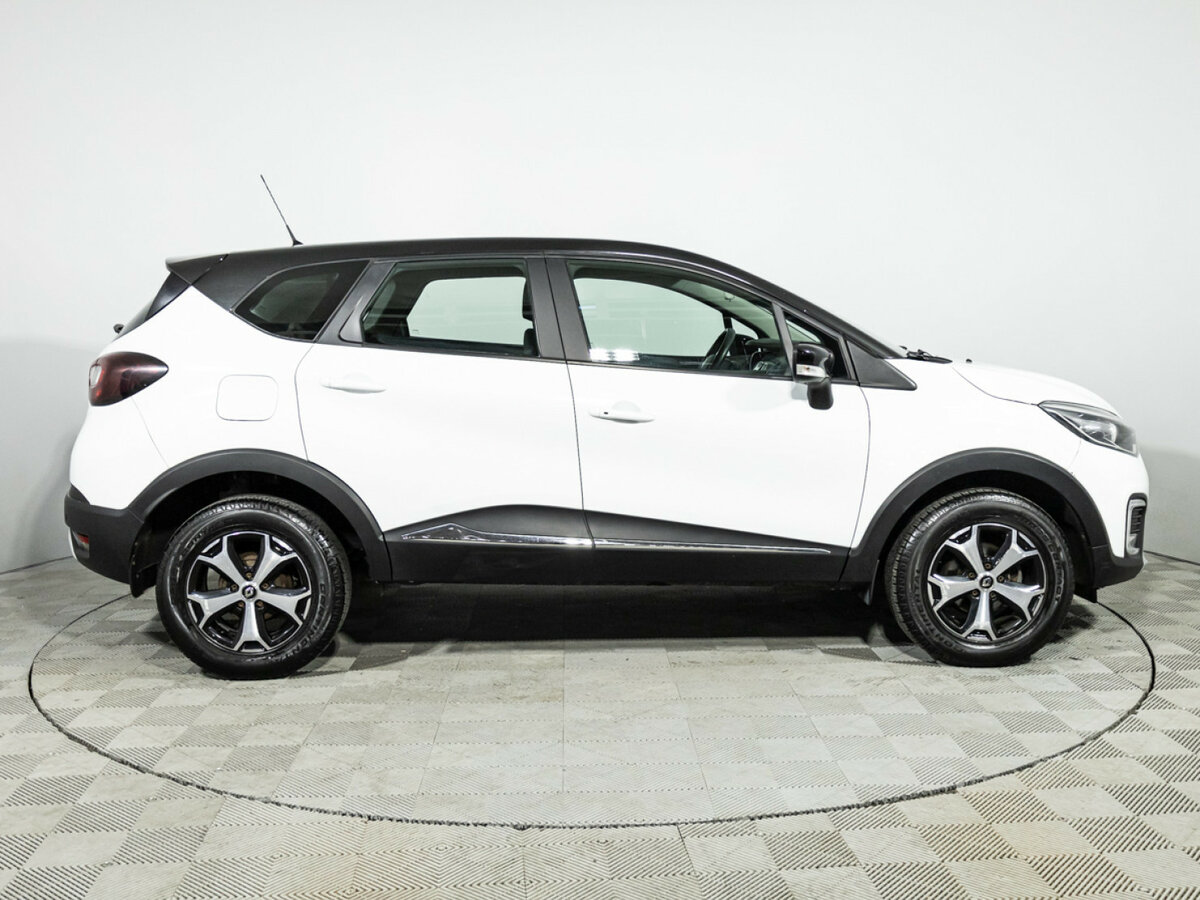 Renault Kaptur 2018 года с пробегом. Фото: #3