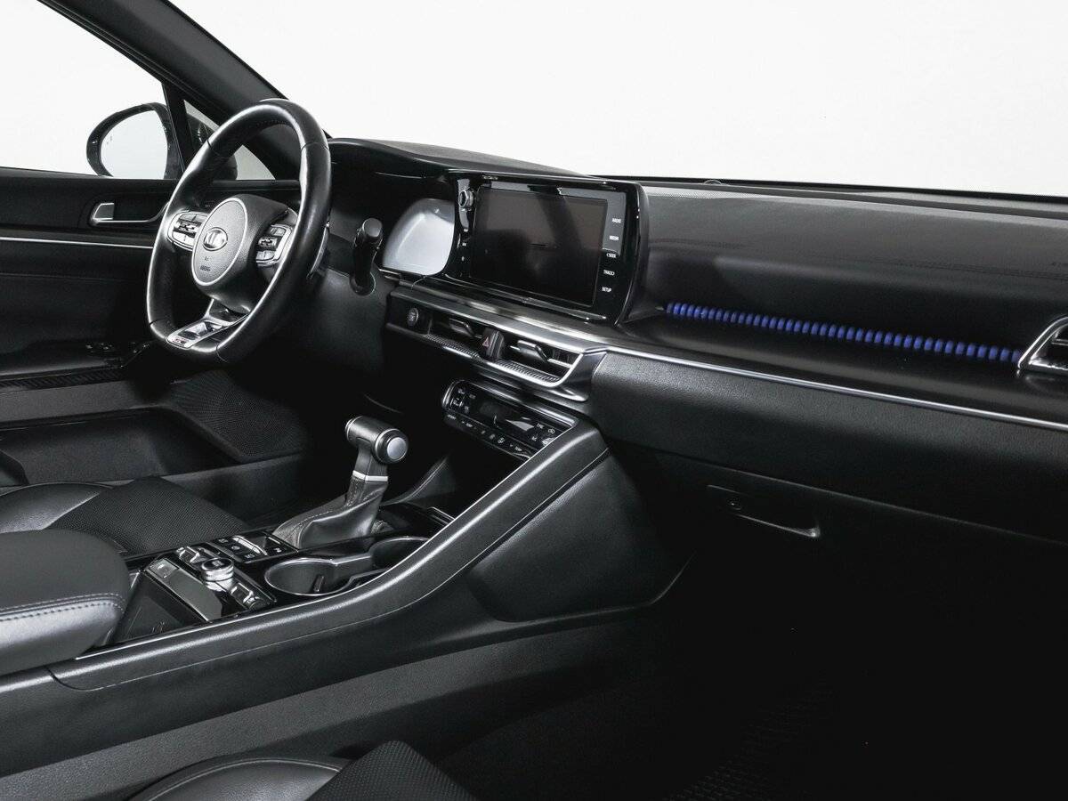 Kia K5 2020 года с пробегом. Фото: #8