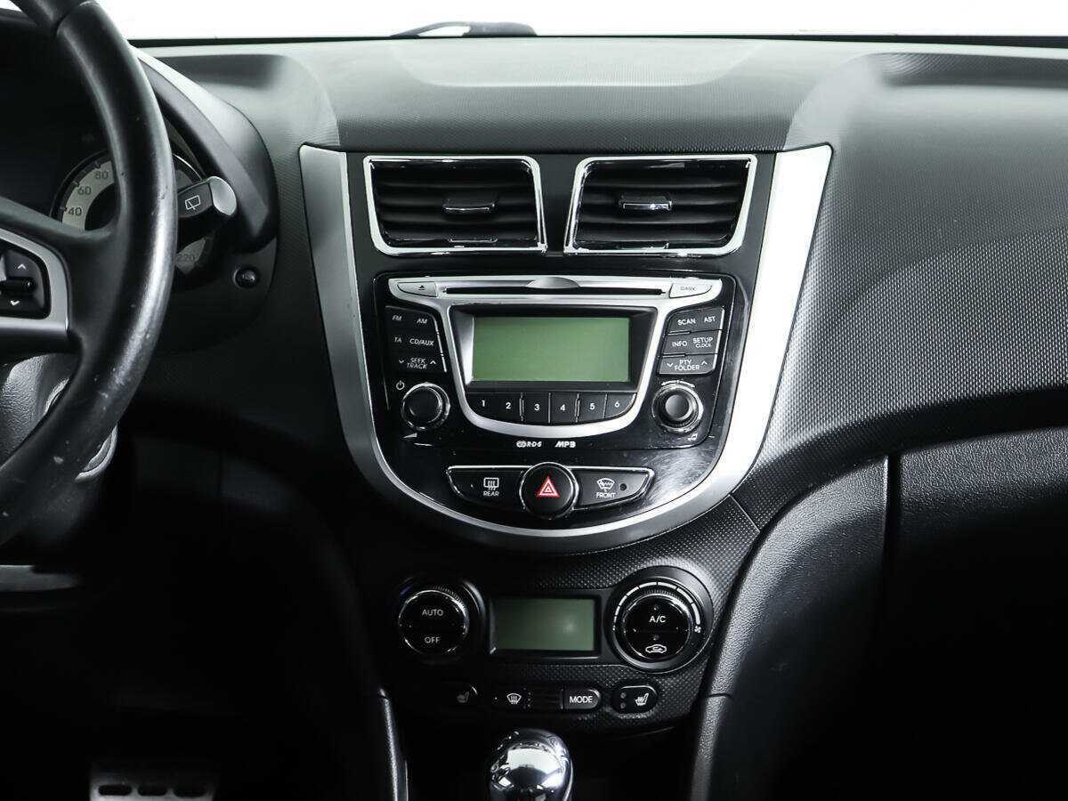 Hyundai Solaris 2012 года с пробегом. Фото: #10