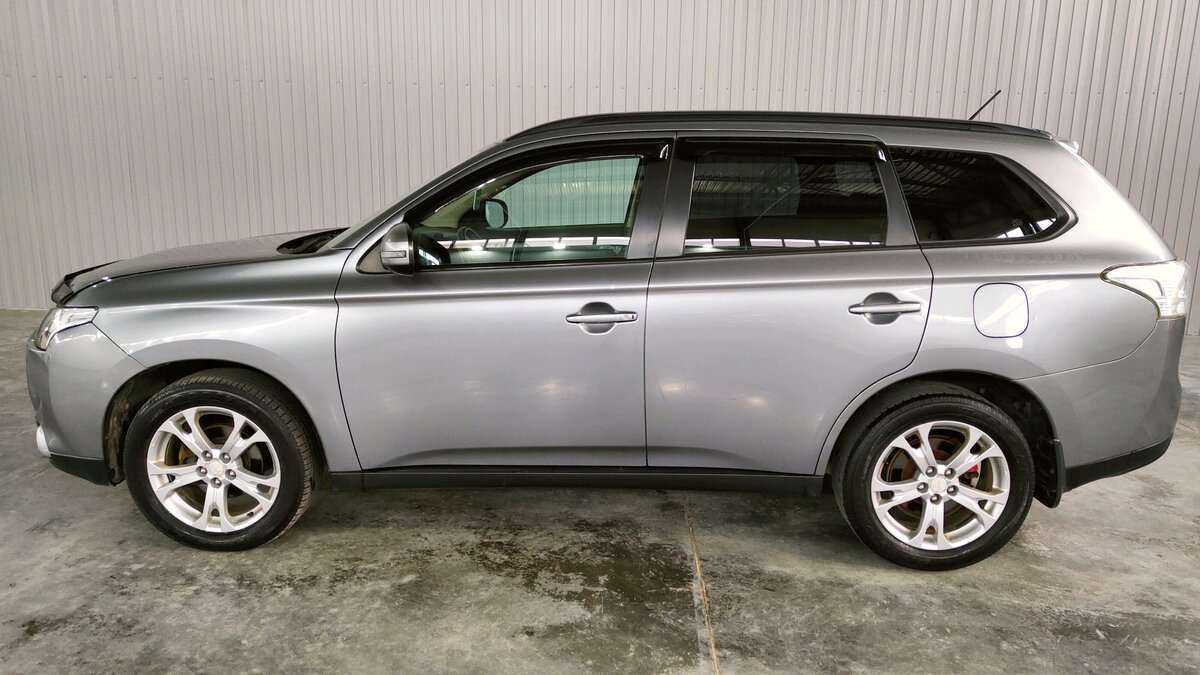 Mitsubishi Outlander 2012 года с пробегом. Фото: #7