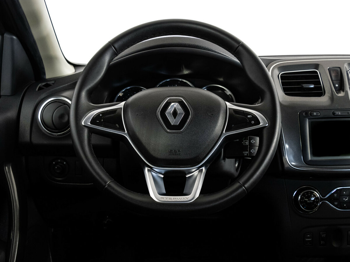 Renault Sandero 2018 года с пробегом. Фото: #8