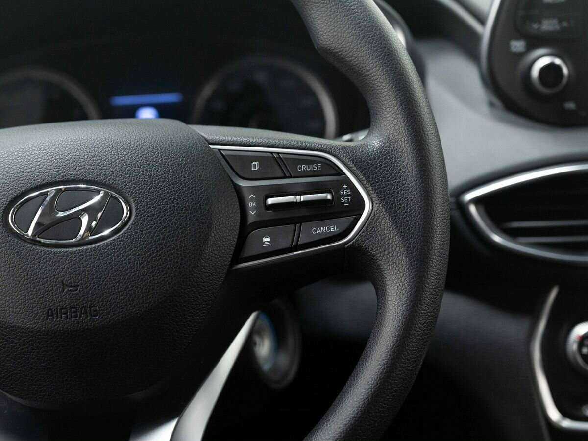 Hyundai Santa Fe 2019 года с пробегом. Фото: #14