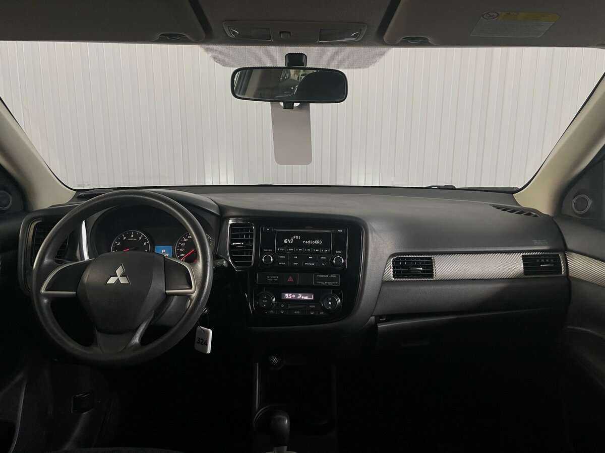 Mitsubishi Outlander 2013 года с пробегом. Фото: #8
