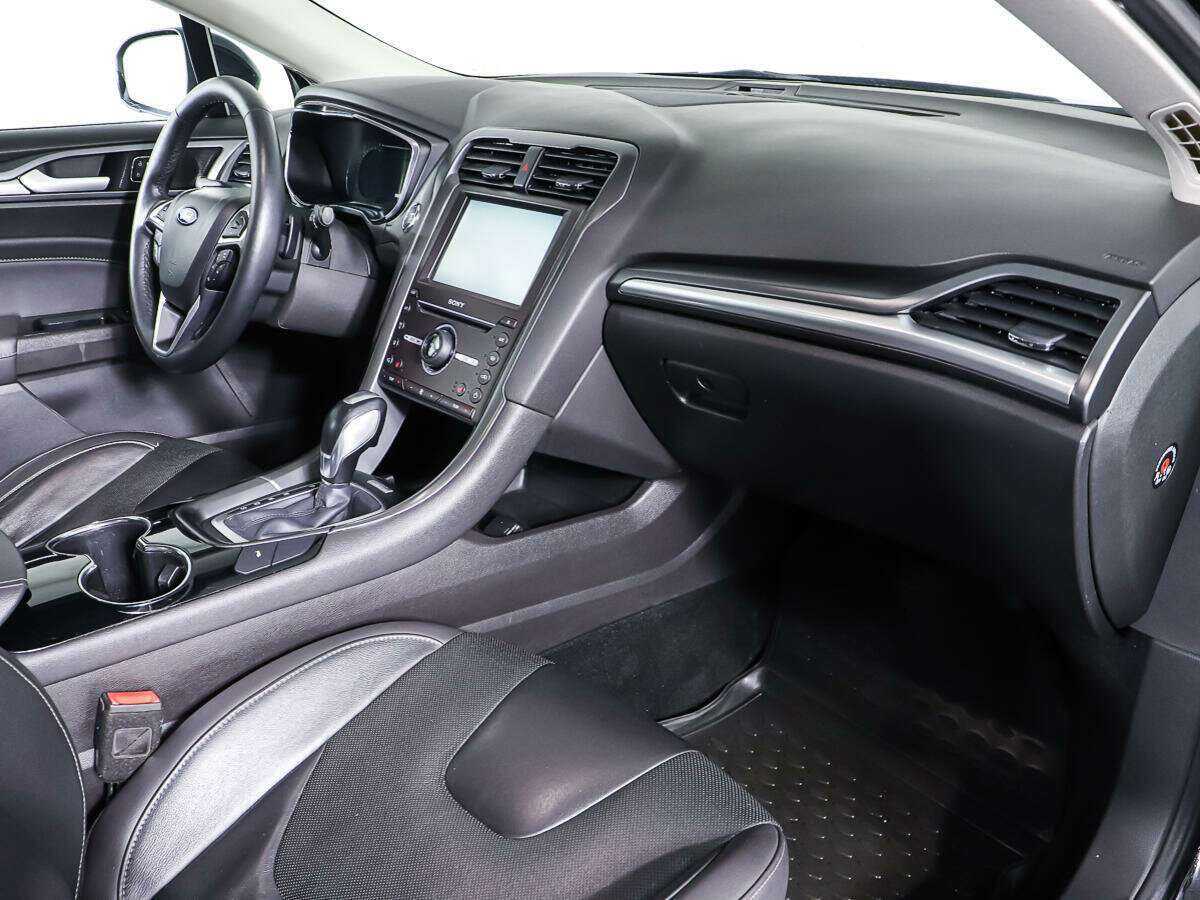 Ford Mondeo 2015 года с пробегом. Фото: #8