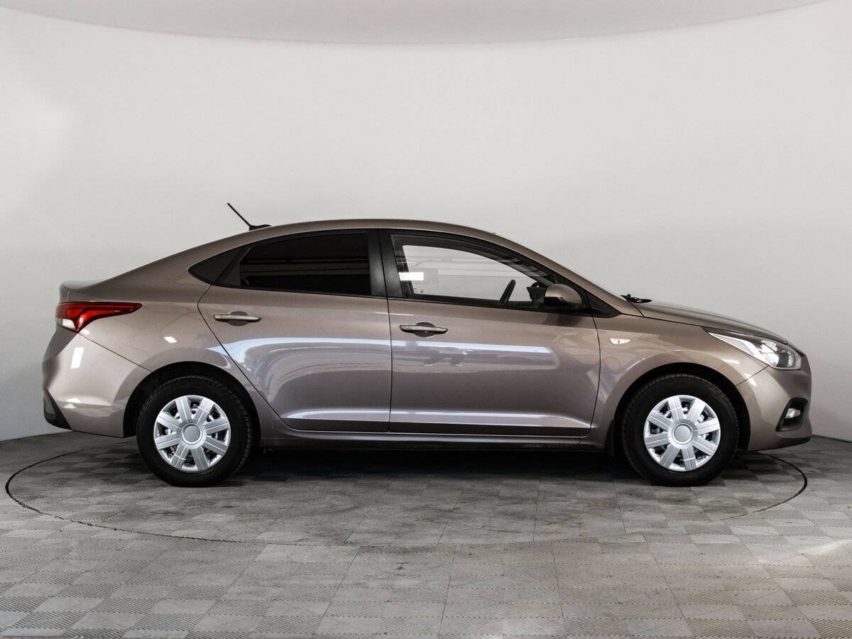 Hyundai Solaris 2019 года с пробегом. Фото: #3