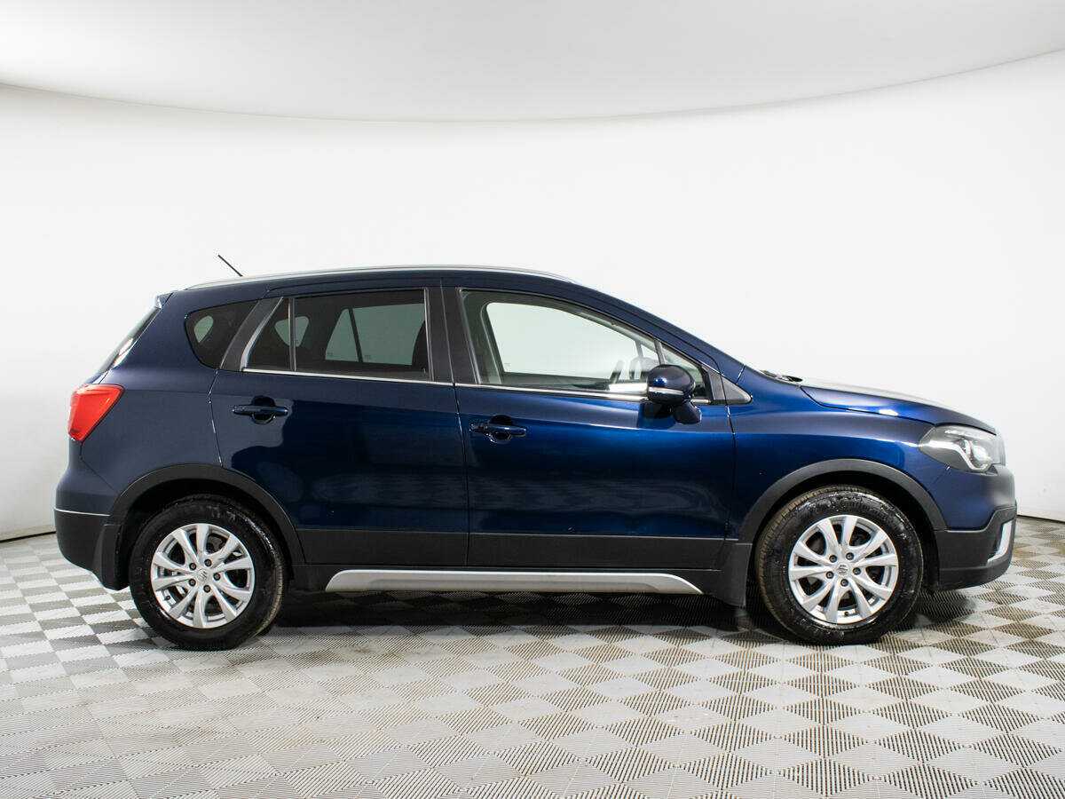Suzuki SX4 2020 года с пробегом. Фото: #3