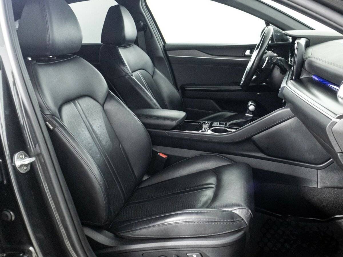 Kia K5 2021 года с пробегом. Фото: #15