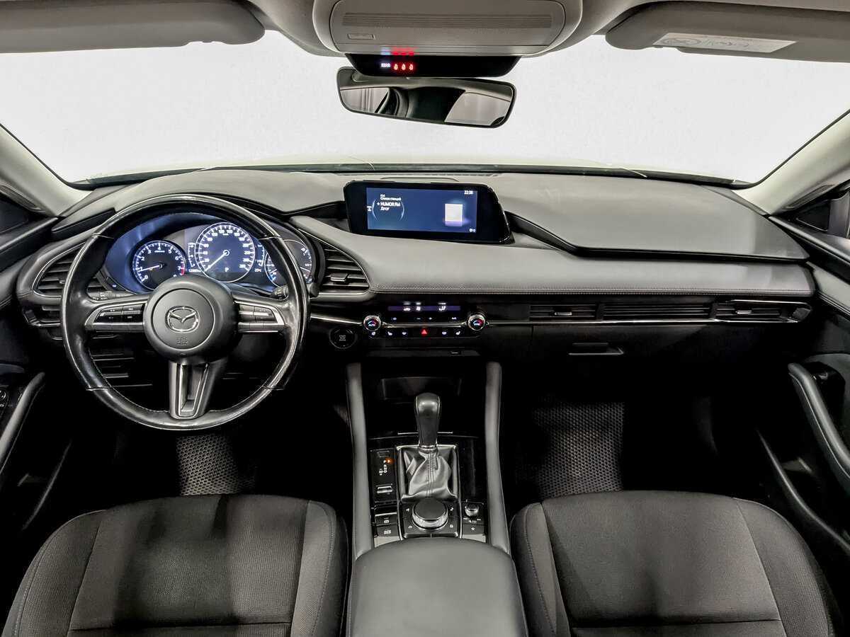 Mazda 3 2019 года с пробегом. Фото: #13