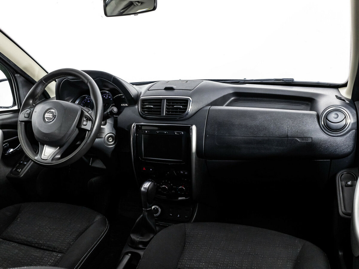 Nissan Terrano 2019 года с пробегом. Фото: #6
