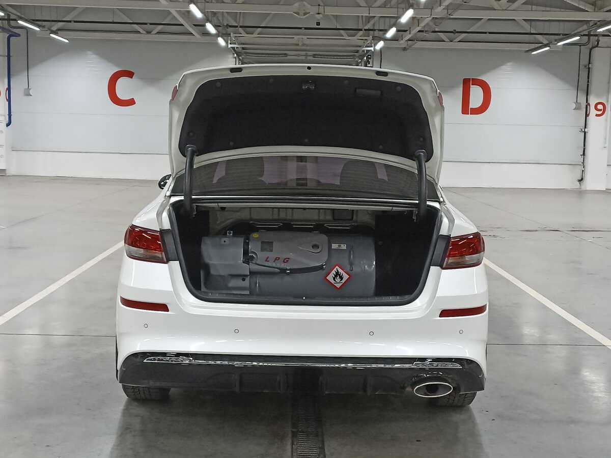 Kia K5 2019 года с пробегом. Фото: #9